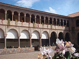 nádvoí kostela Santo Domingo