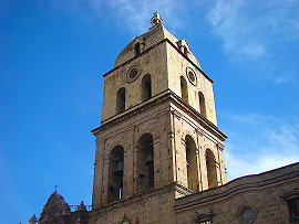 věž kostela San Francisco